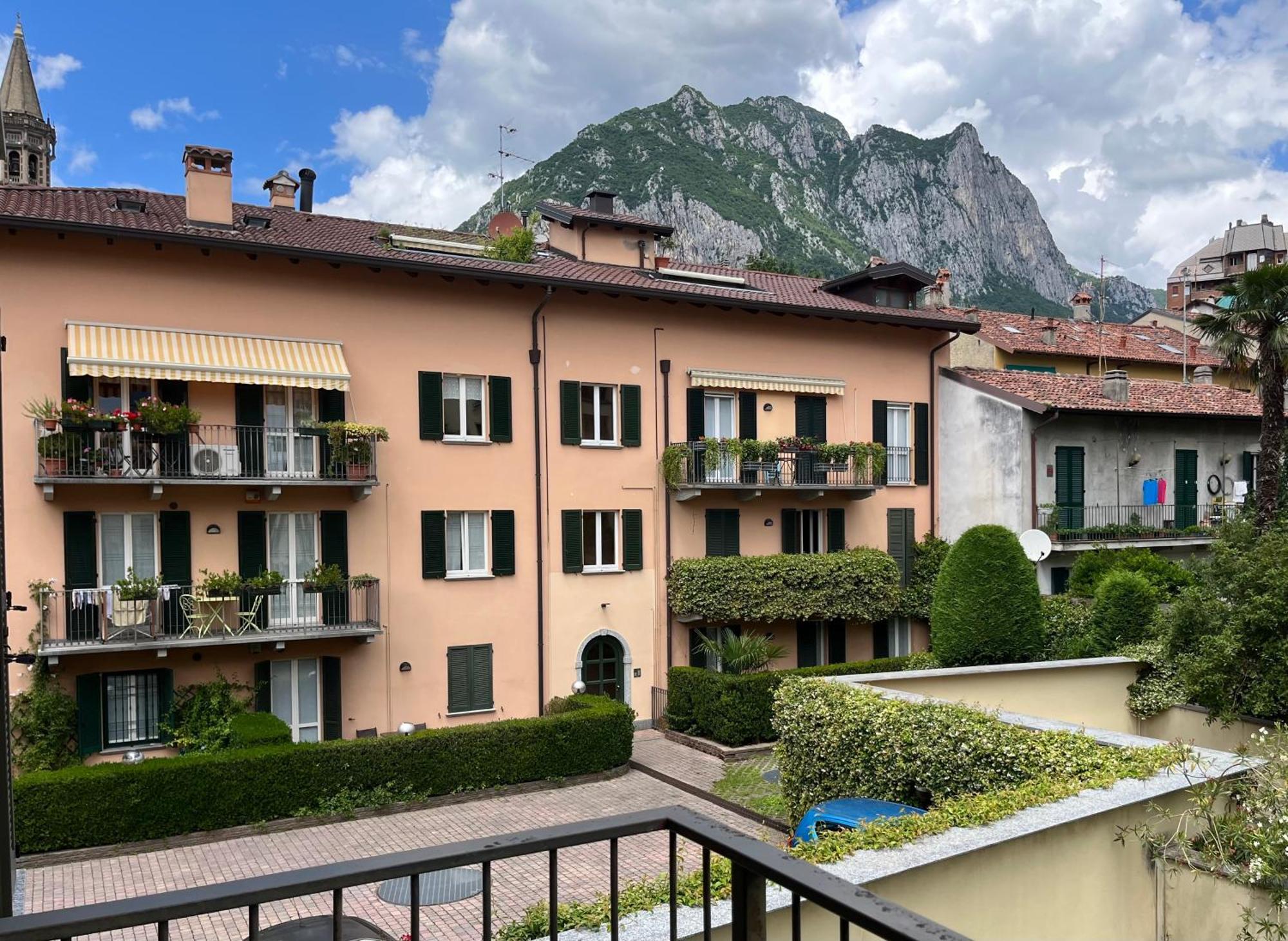 Lago Di Como - In Centro A 1 Min Da Lago E Stazione - Wifi เลคโค ภายนอก รูปภาพ